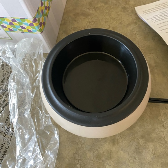 Mod Scentsy Warmer - Taupe - Picture 3 of 3